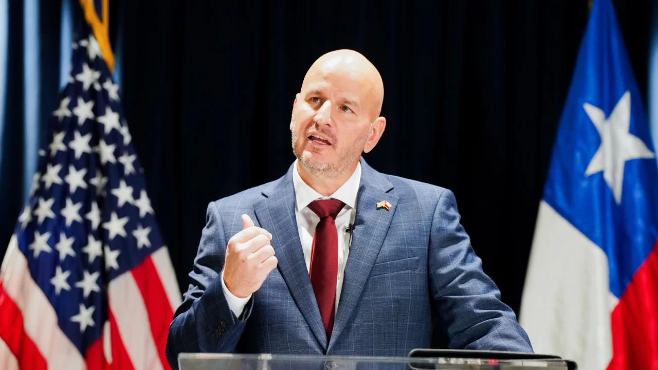 Embajador EEUU Brandon Judd: "No está en riesgo Visa Waiver"